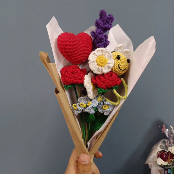 Love & Bee-Themed Crochet Bouquet