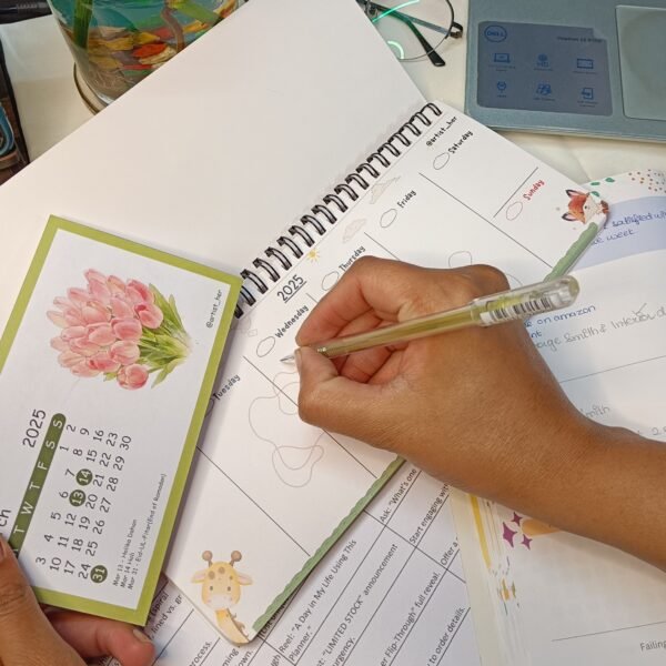 🦊 Weekly Planner – "Schedule Your Dreams" Edition