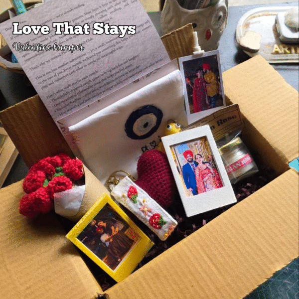 Love That Stays – Valentine Hamper (Customisable)